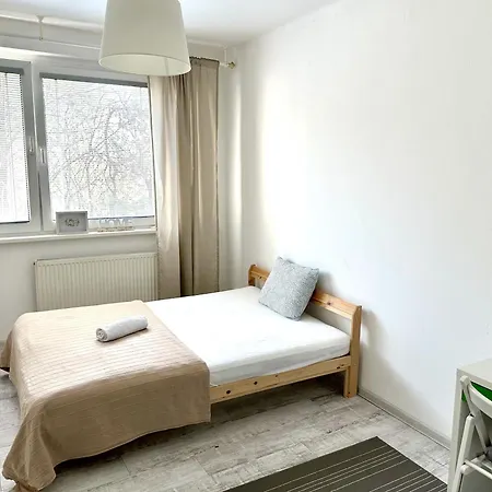 Family-Friendly Apartment With Free Parking In Bratislava *