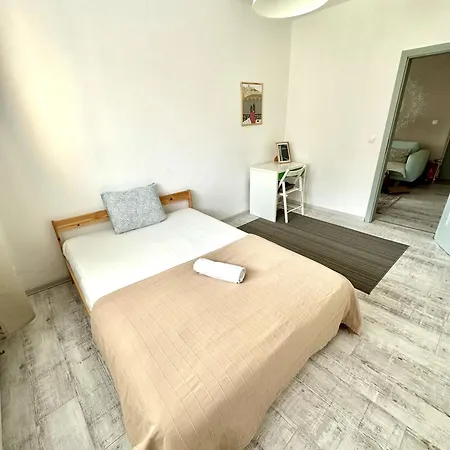 Apartamento Family-friendly With Free Parking In Bratislava